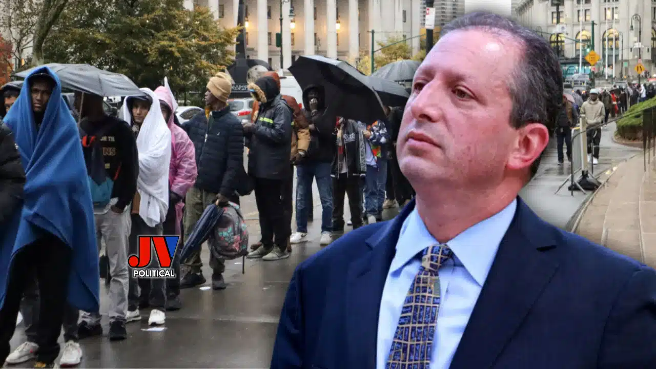 ICE Agents Nab Brad Lander at NYC Immigration Court